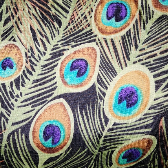 BELLISSIMO PEACOCK PRINTED LONG-SLEEVE  BLOUSE SIZE MEDIUM - Picture 7 of 7